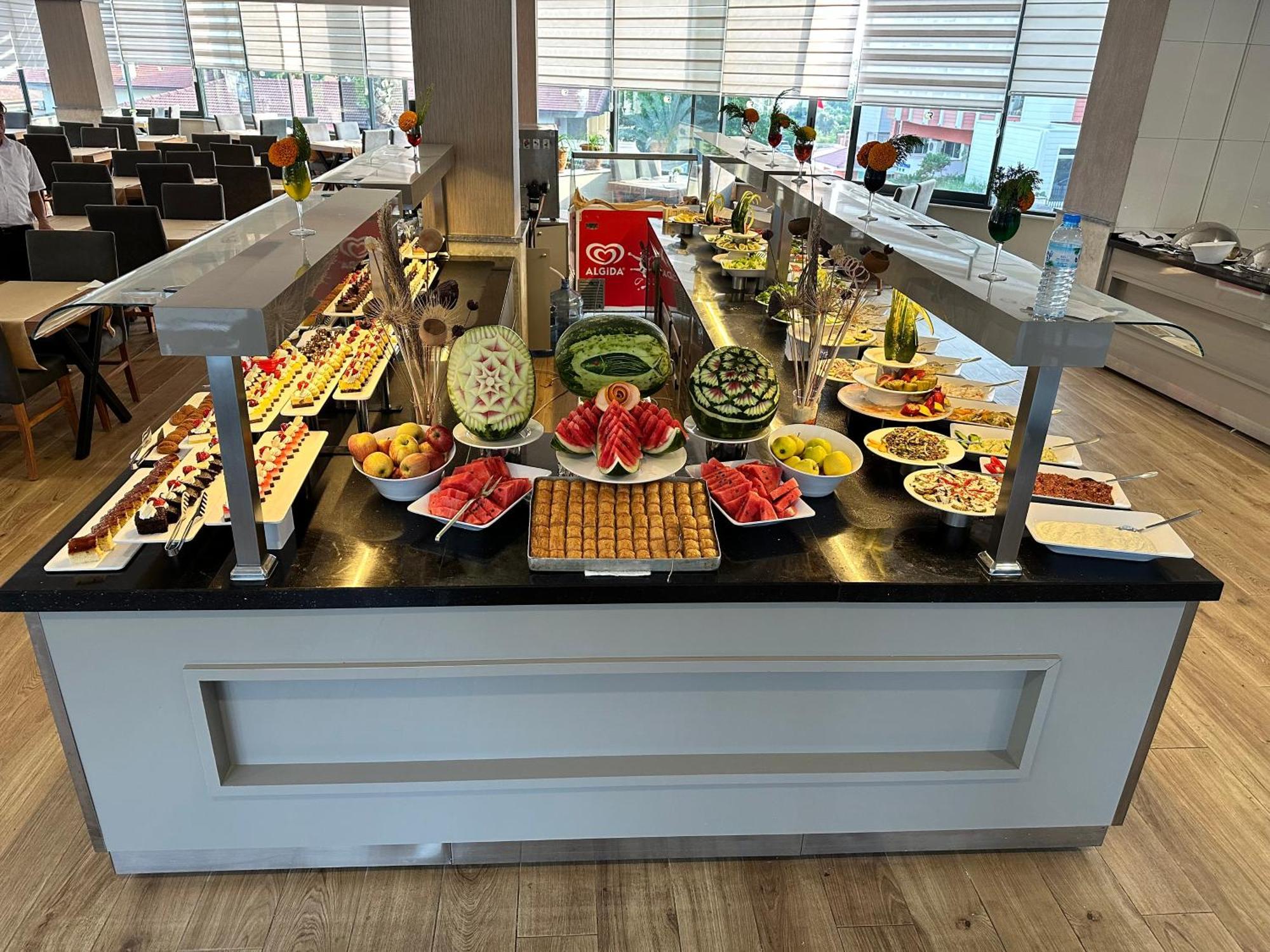 Side Golden Rock Hotel&Spa ภายนอก รูปภาพ
